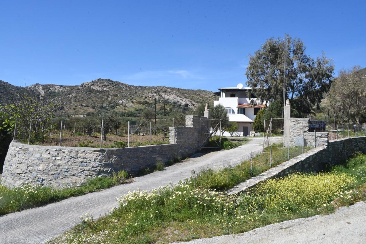 Bernie House Apartamento Mélanes Exterior foto